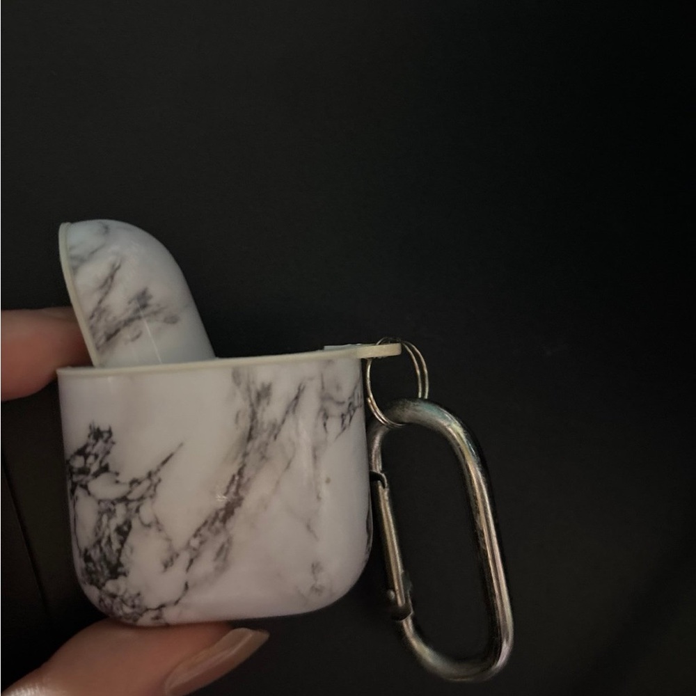 Marble AirPods Case with Clip